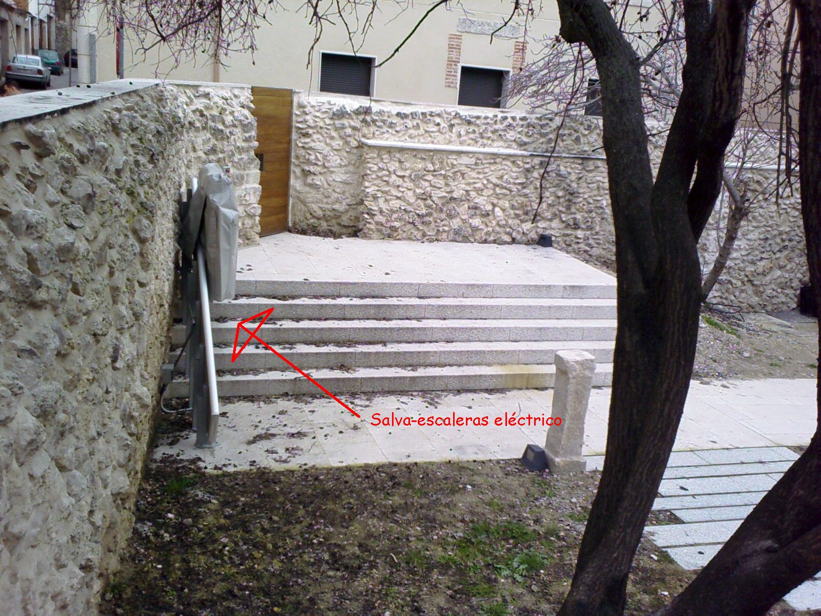 Salva-escaleras en las Tenerías